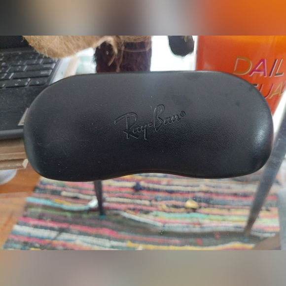 Ray-Ban Eyeglass Case Sunglasses Case - Picture 1 of 2